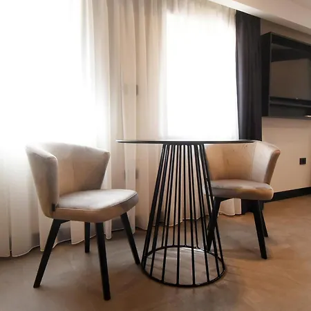 Grandeur Daire *